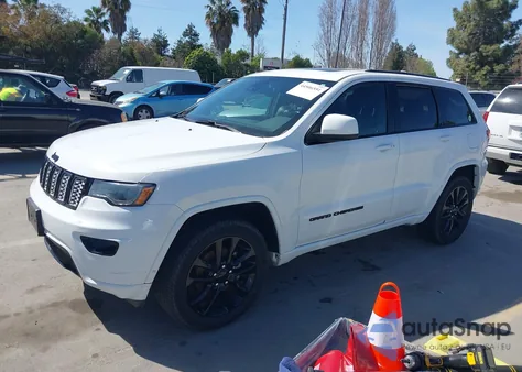 2020 Jeep Grand Cherokee Altitude 4X2 from USA, damaged, VIN 1C4RJEAG8LC430150